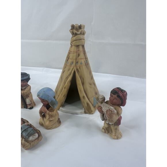 Christmas Native American Indigenous Nativity Crèche Holy Family Teepee 6 Piece - Picture 3 of 7